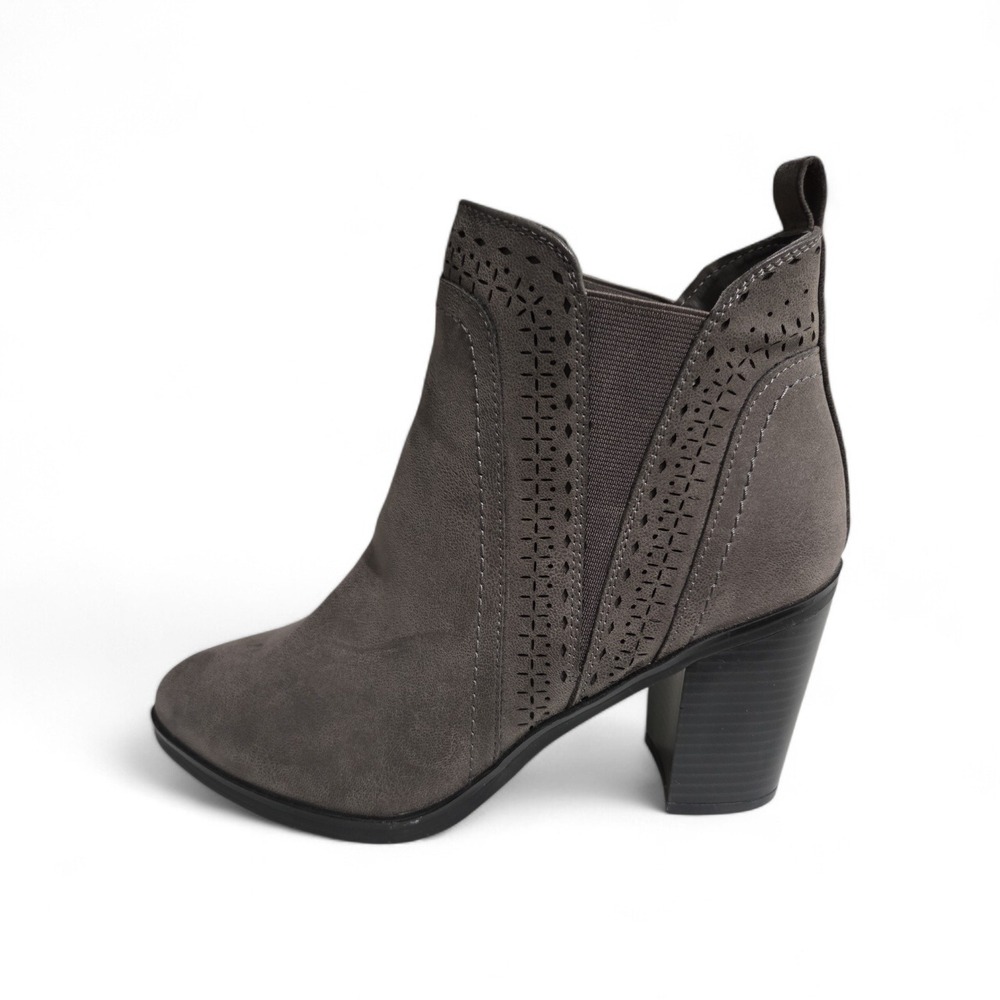MIA Sutton Gray Perforated Ankle‎ Boots Women's 8